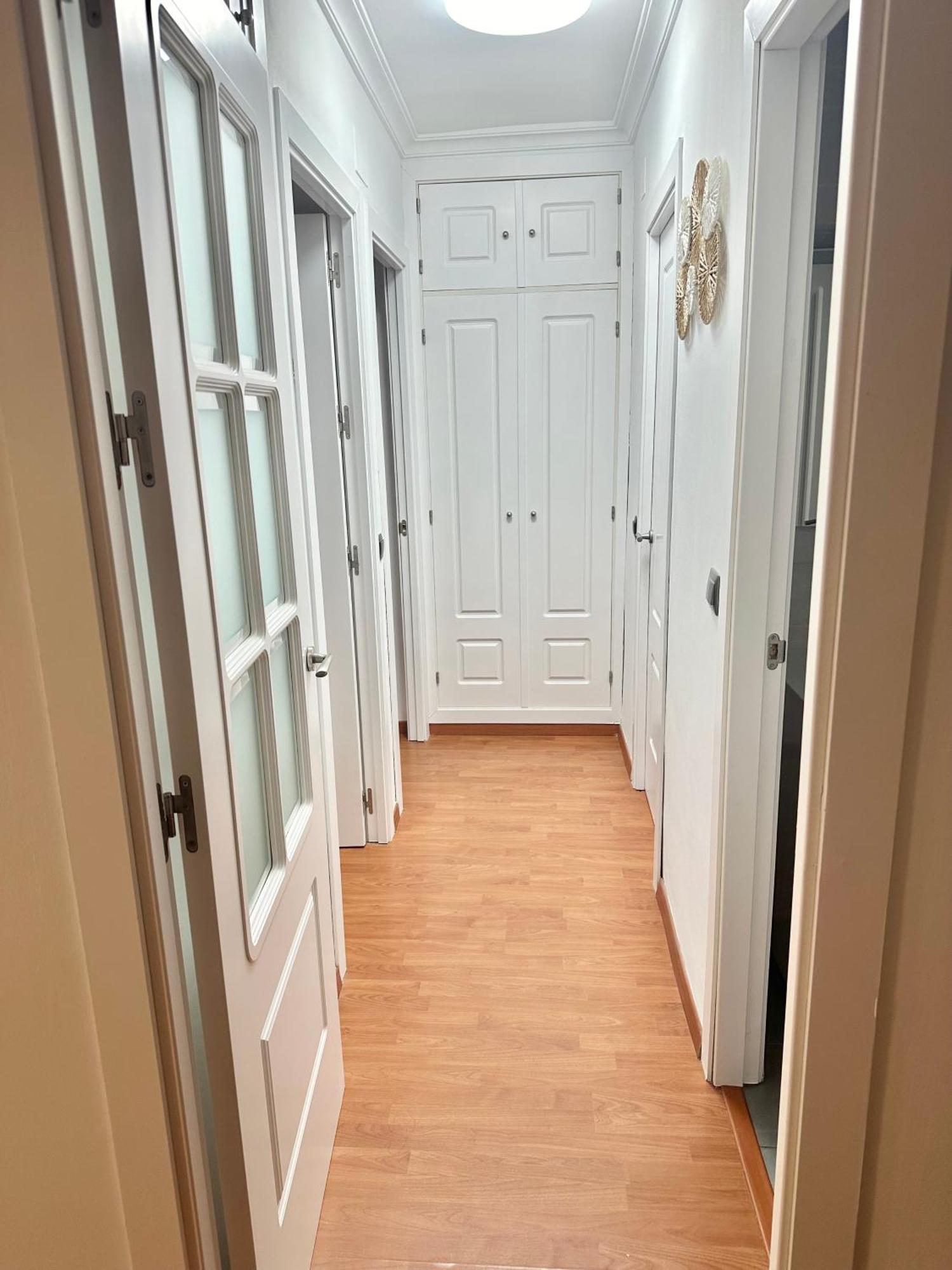 Appartement 10 Minutos Centro Sevilla, Moderno Y Con Parking Gratis